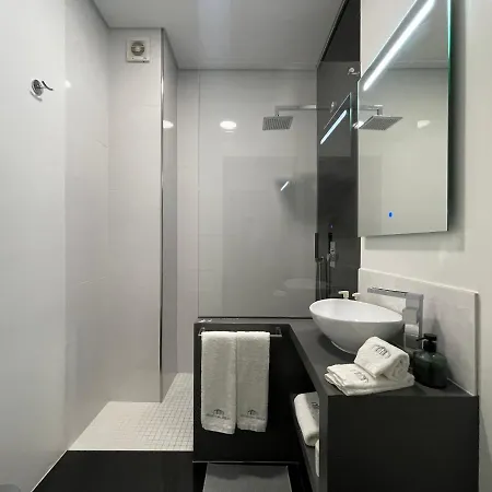 Daire Porta Nova Historic Center - Collection By Perpetual Relax *
